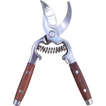 Metszőolló kovácsolt, fabetétes nyéllel 18 cm